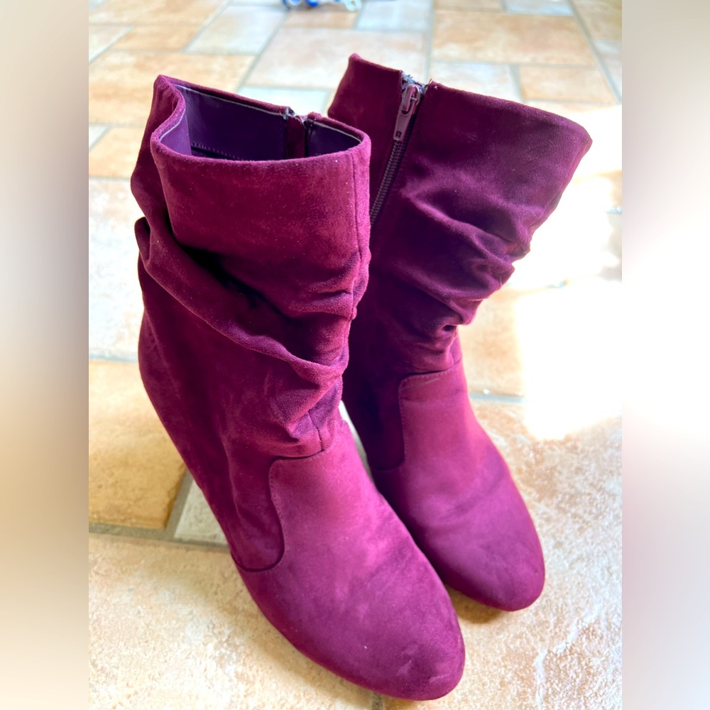 KELLY & KATIE Lola Man- Made upper Balance Man-Made Booties Size 11M